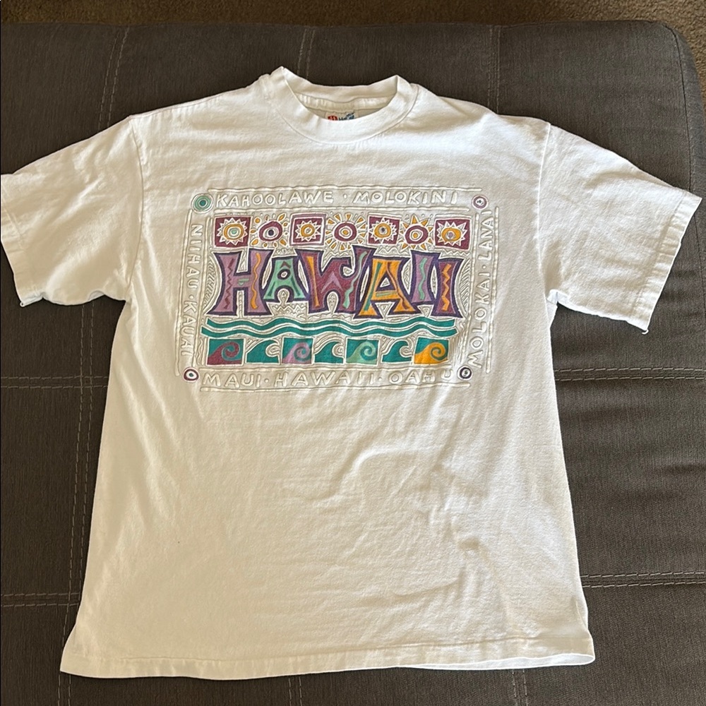 HANES Hawaii Graphic women’s T-Shirt - White. M